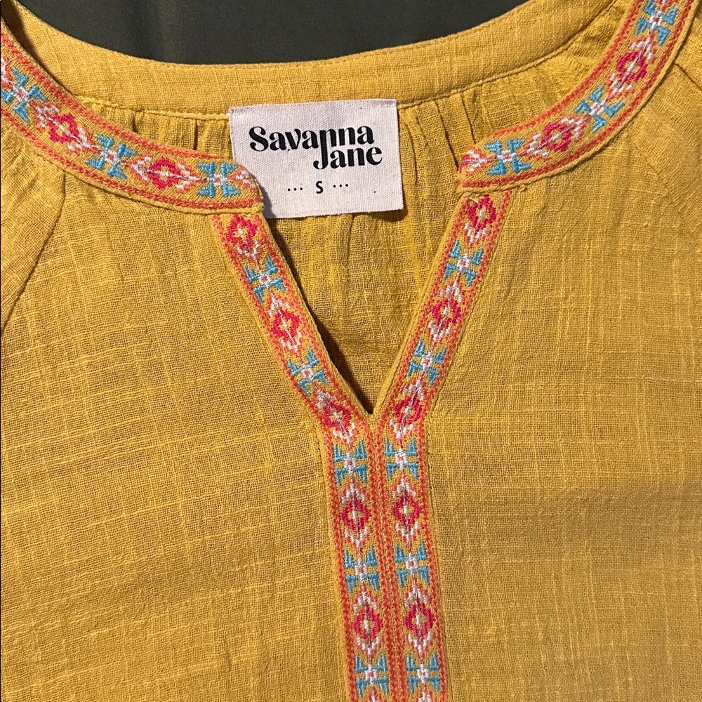 Savanna Jane Bohemian Embroidered Top ✨ - Picture 5 of 7